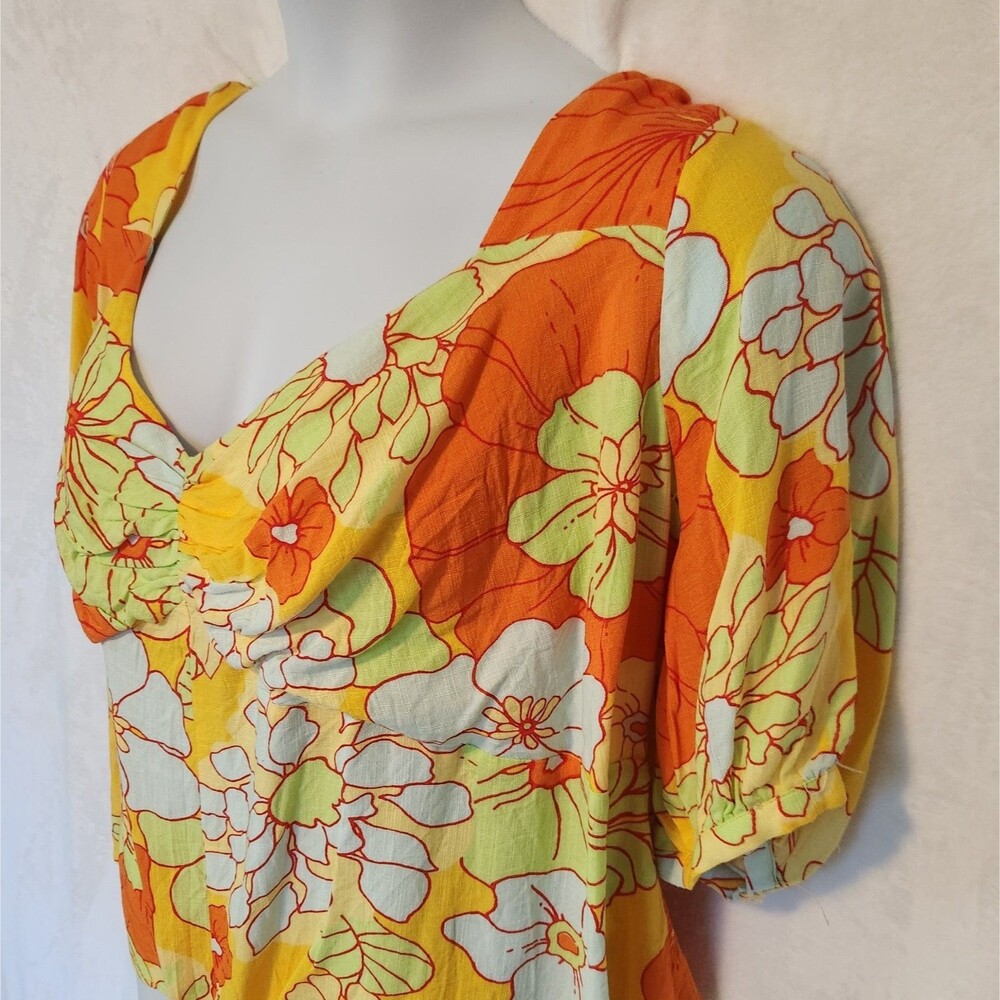 ModCloth Women's 4X Seaside Cottage Honolulu Floral Getaway Tie Front Top